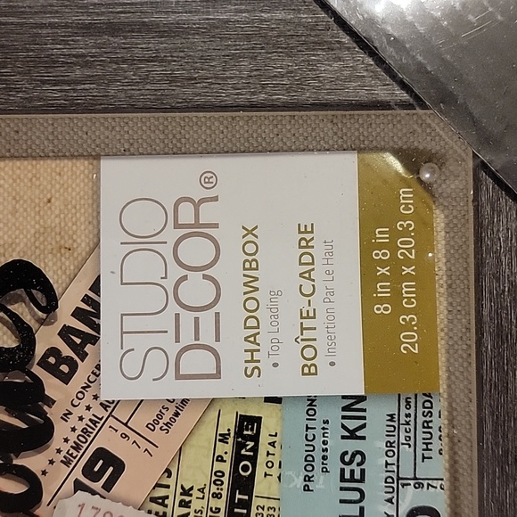 Brand new shadow box - Picture 2 of 4